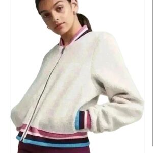 Spiritual Gangster "Trust The Universe" Sherpa
Jacket Small New Without Tags!